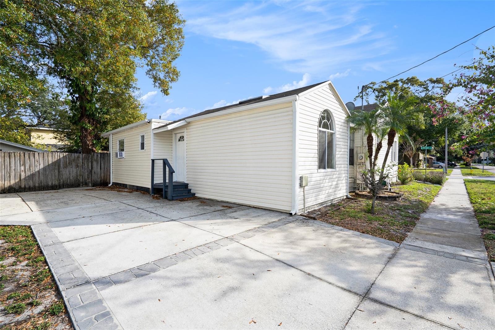 3623 W OBISPO STREET