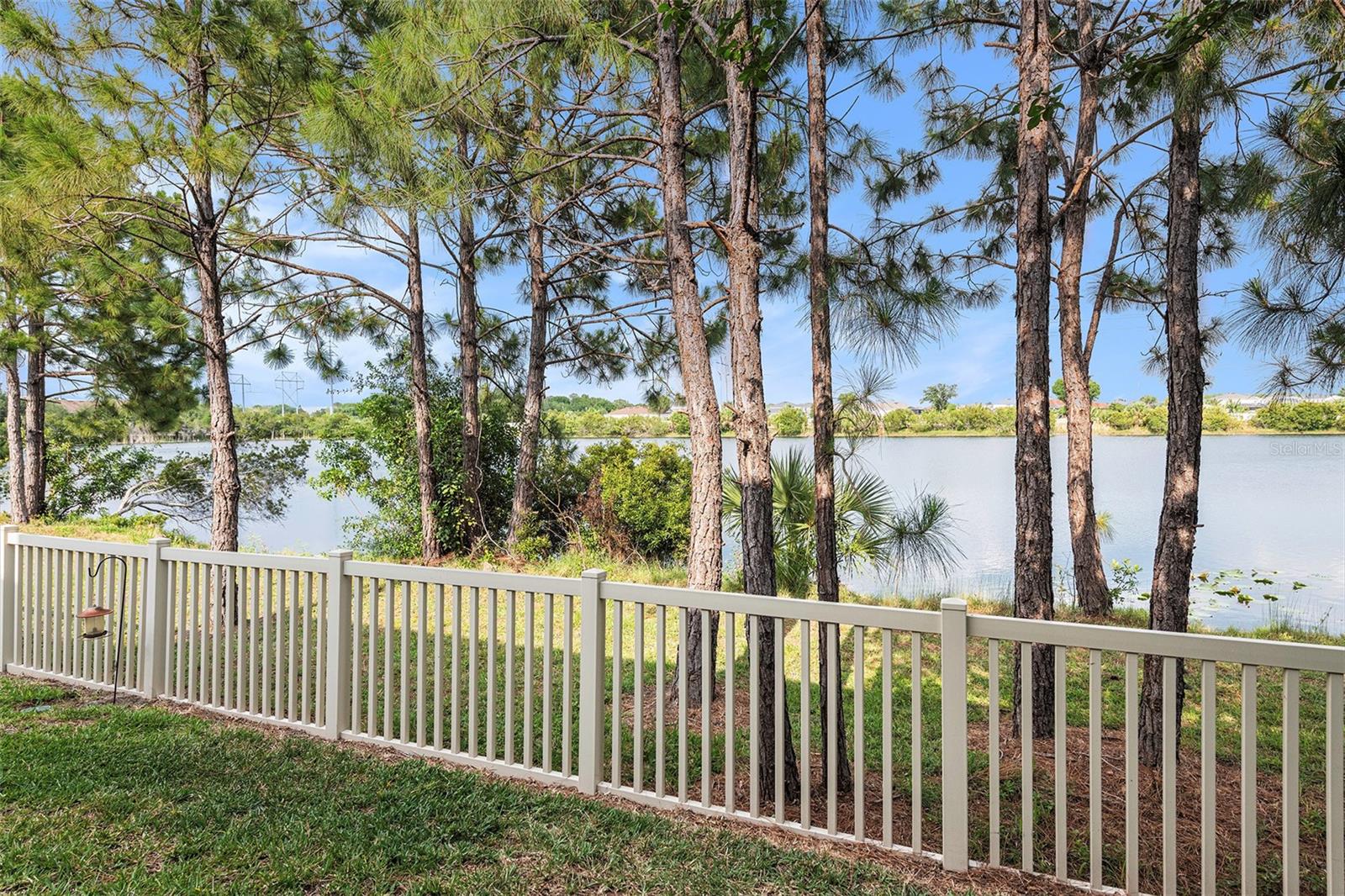 9152 FOX SPARROW RD