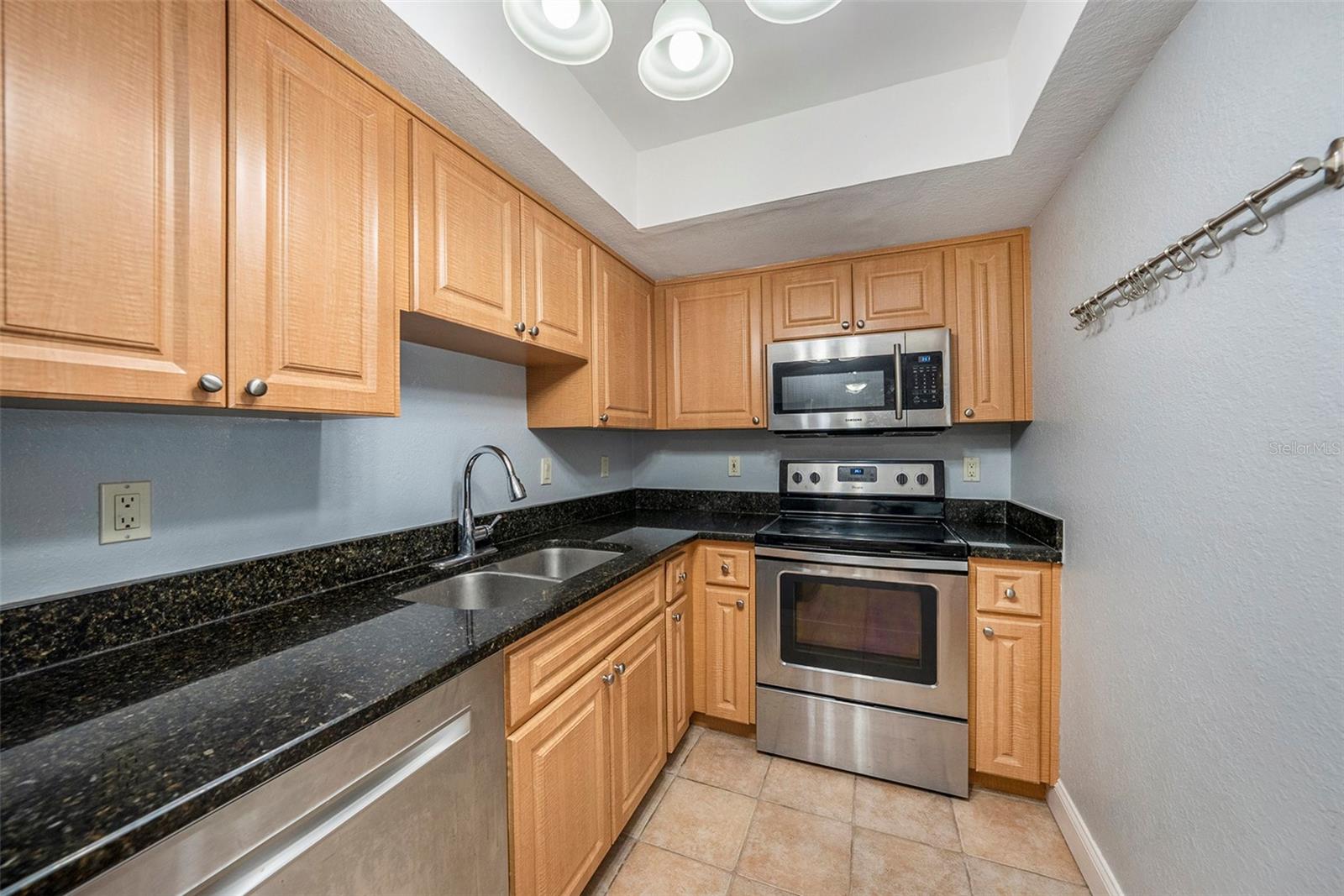 3711 W IOWA AVE #214