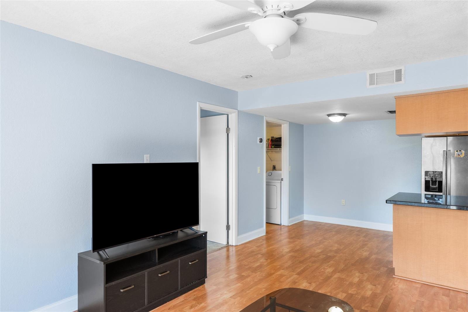 3711 W IOWA AVE #214