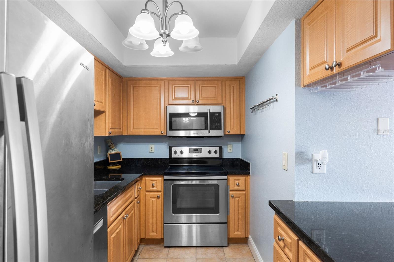 3711 W IOWA AVE #214