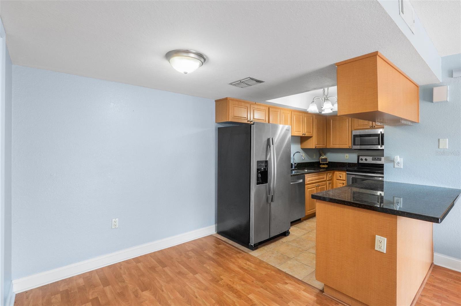 3711 W IOWA AVE #214