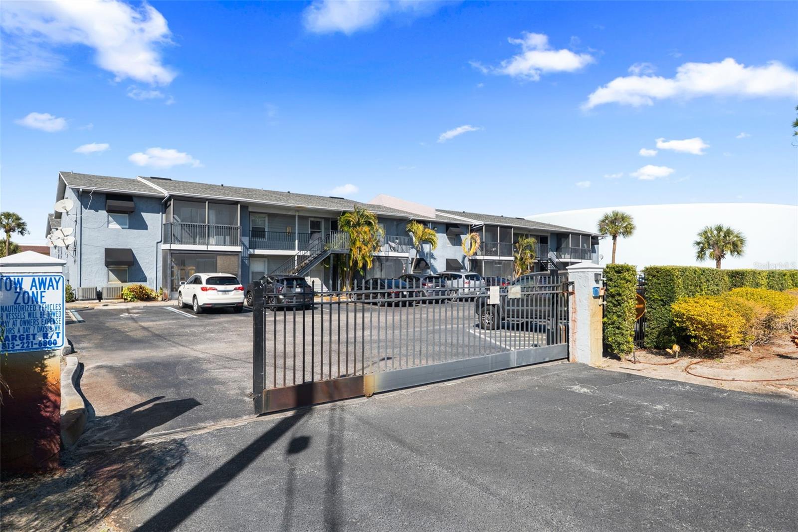 3711 W IOWA AVE #214