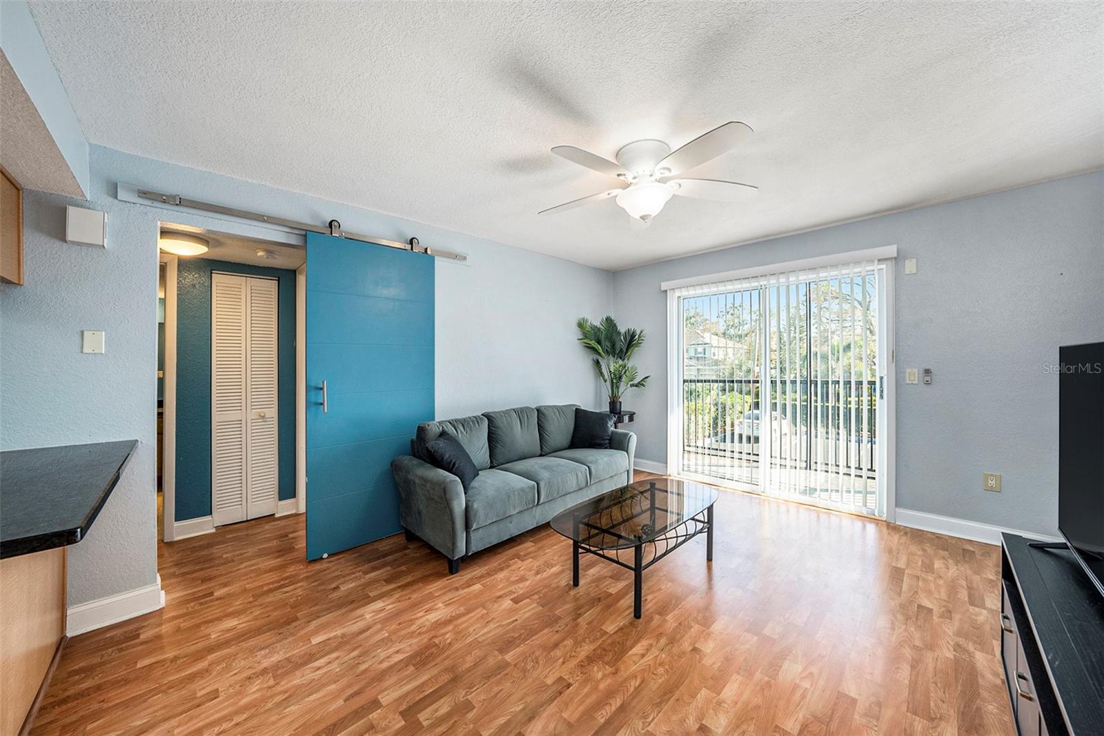 3711 W IOWA AVE #214