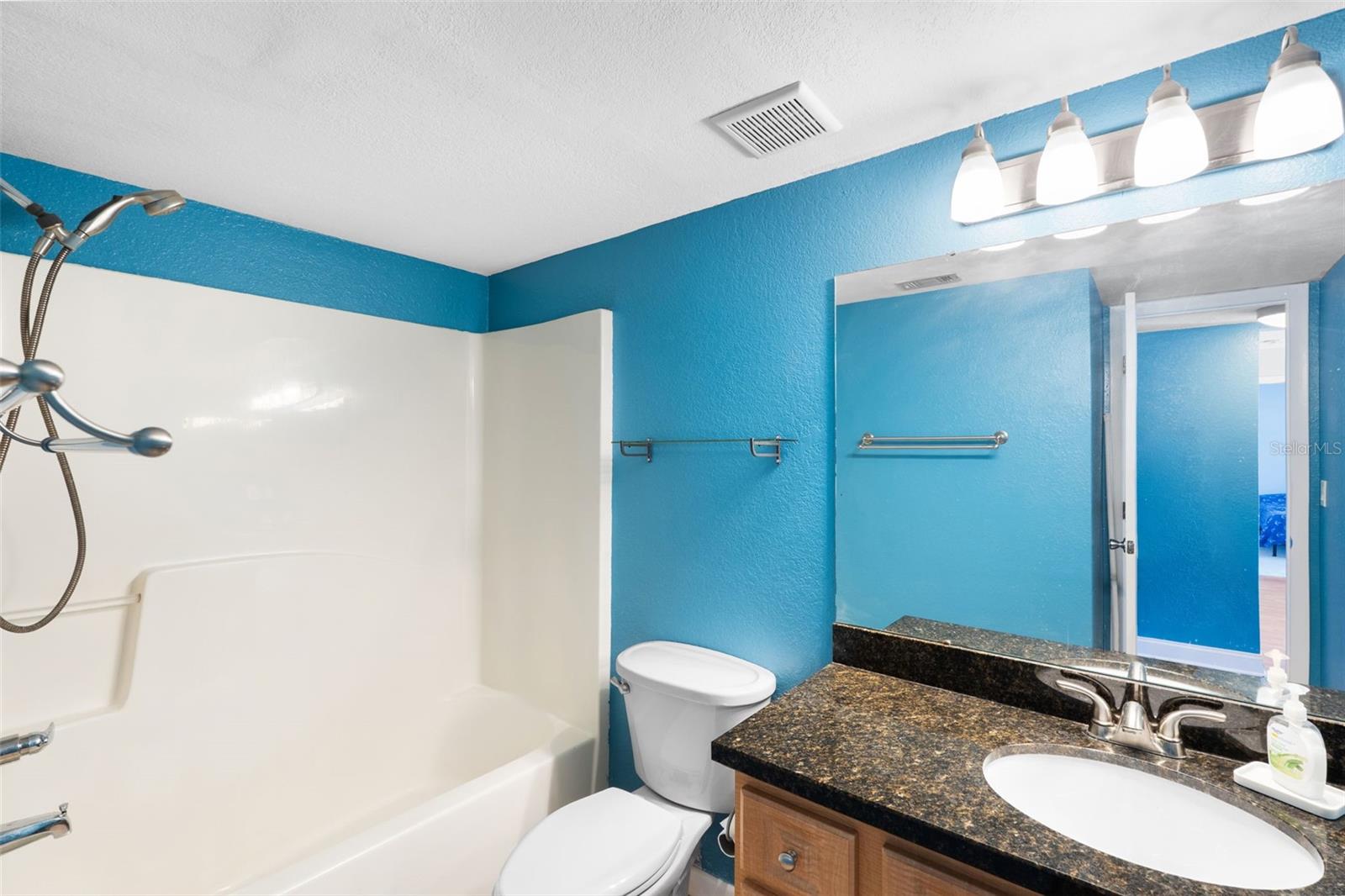 3711 W IOWA AVE #214