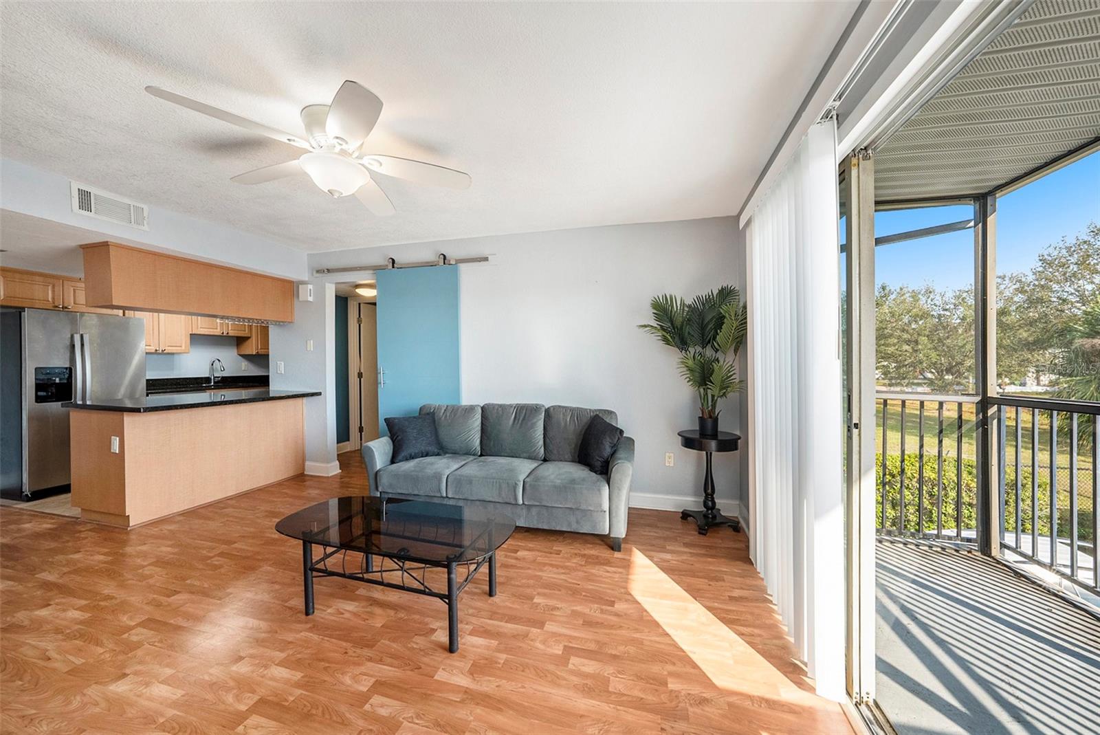 3711 W IOWA AVE #214