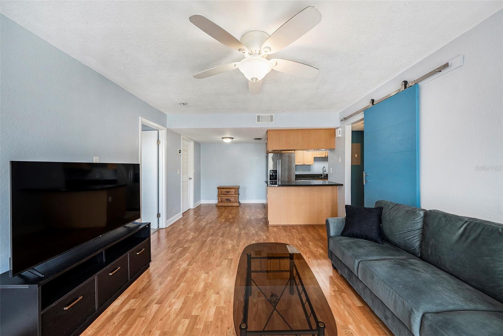 3711 W IOWA AVE #214
