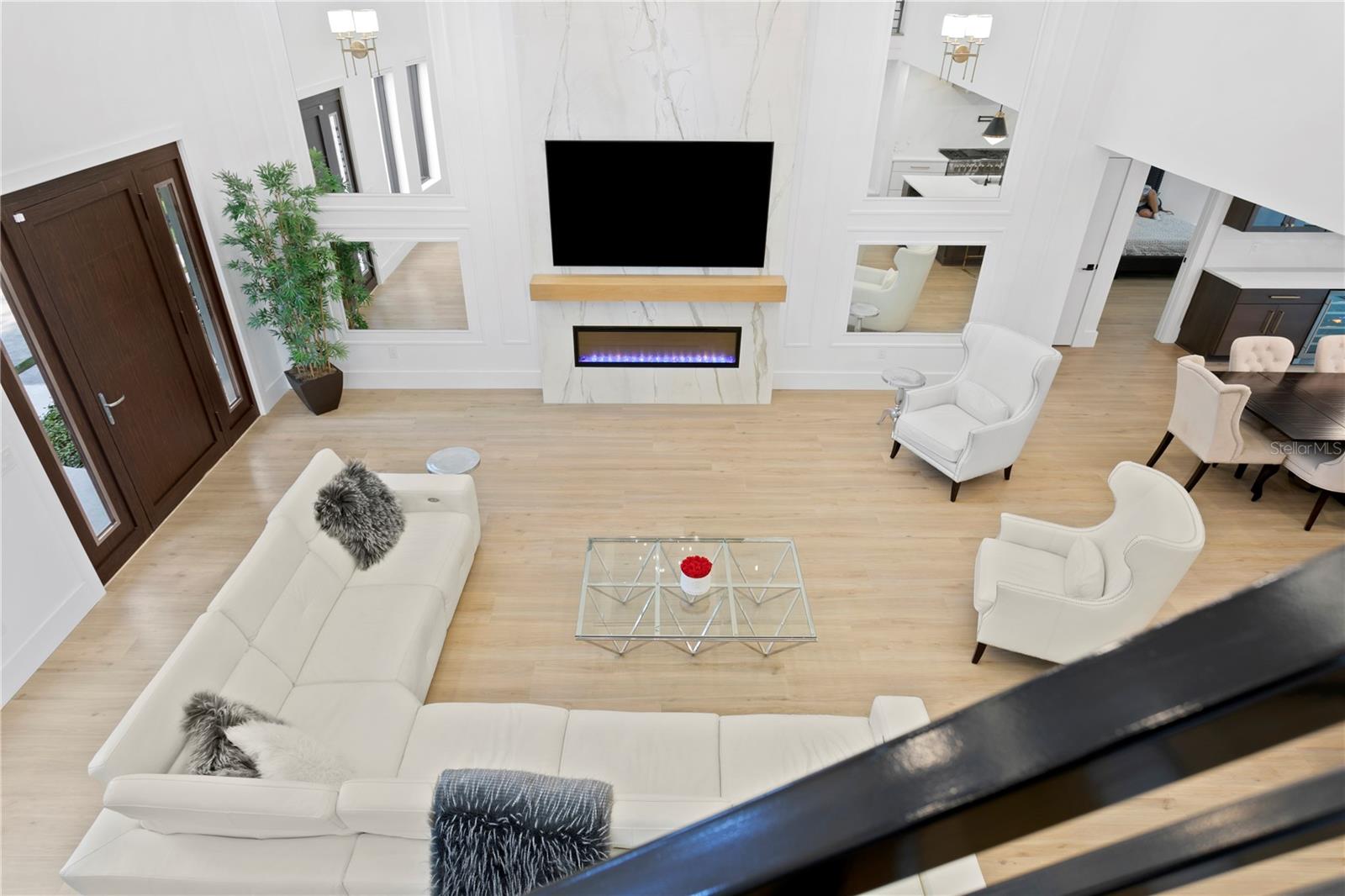 4308 W BEACH PARK DR