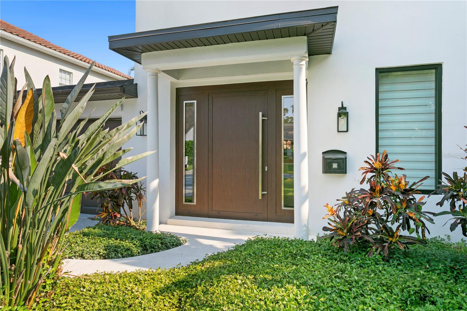 4308 W BEACH PARK DR