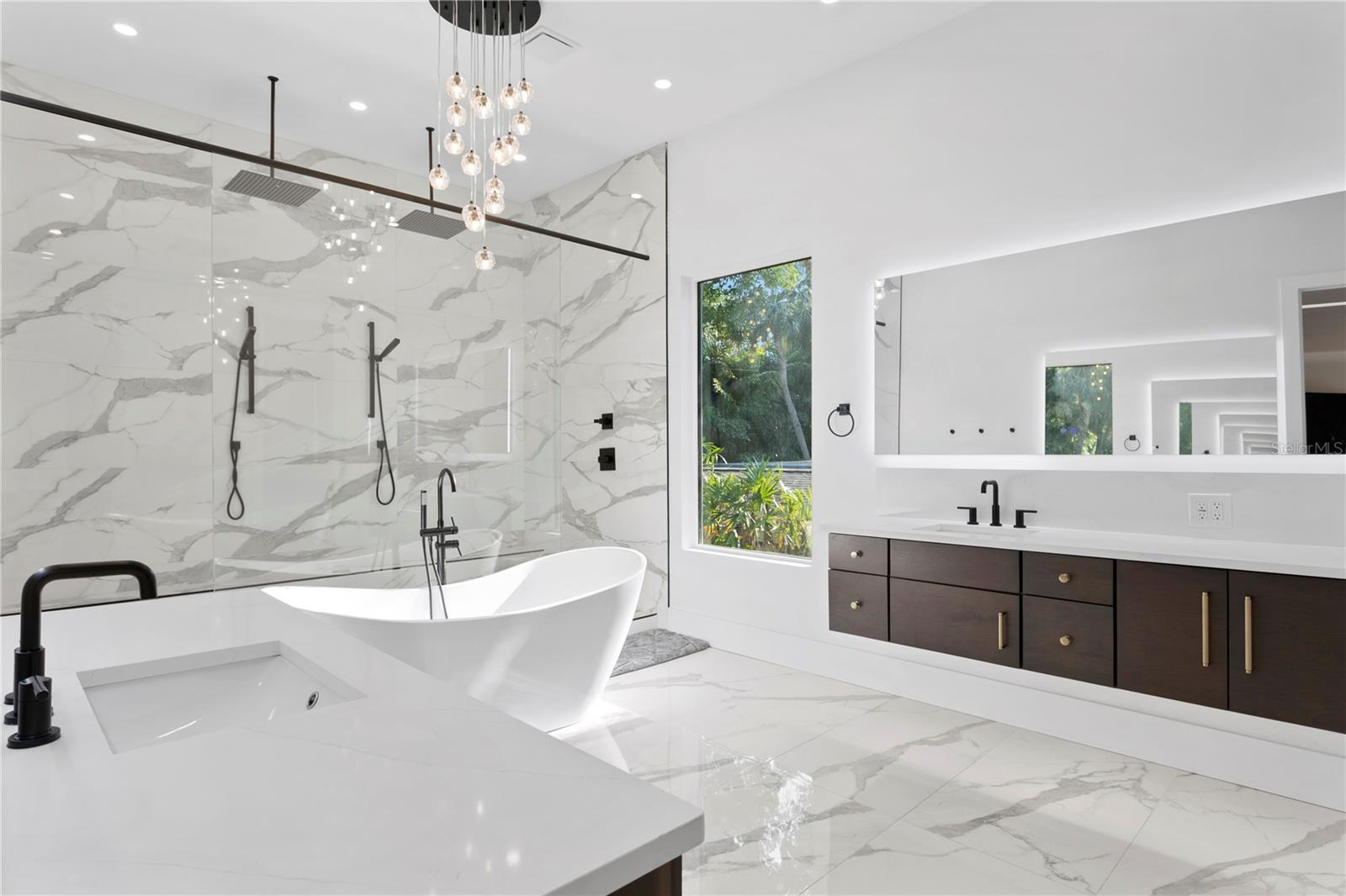 4308 W BEACH PARK DR