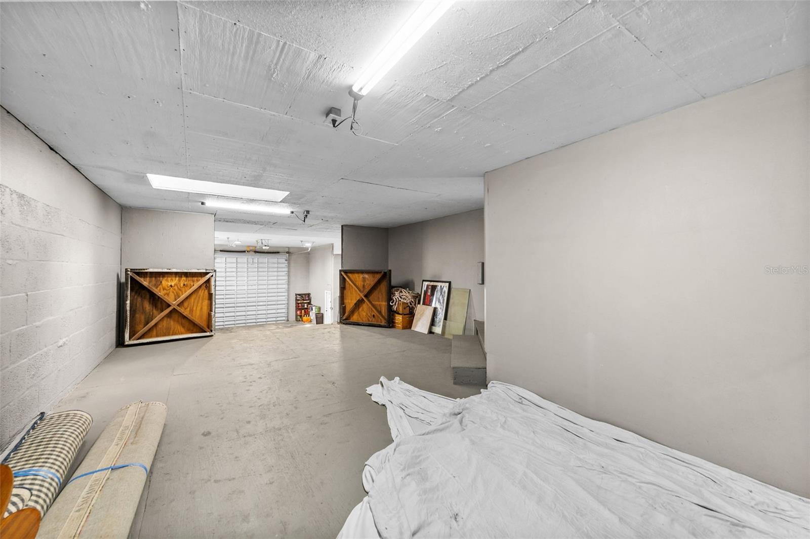 2129 W TOBAGO CIR