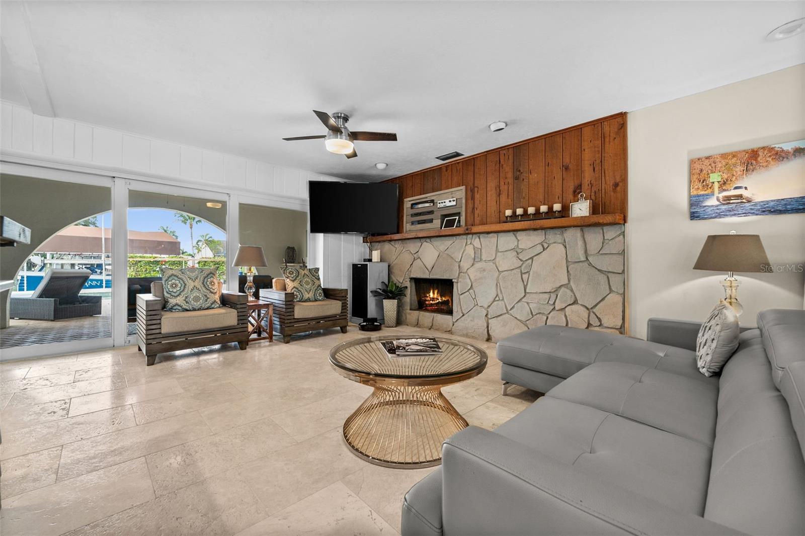 2129 W TOBAGO CIR