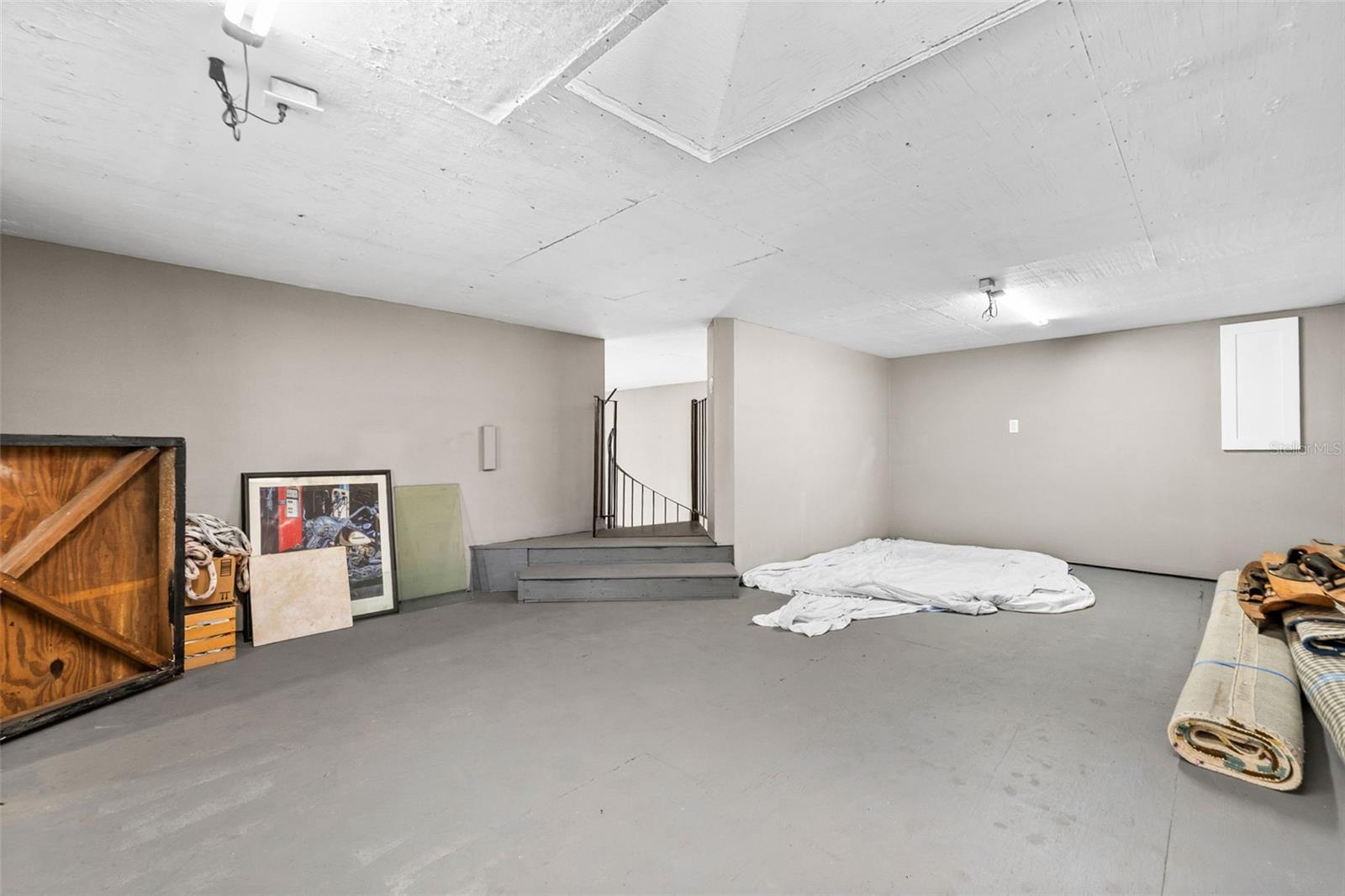 2129 W TOBAGO CIR