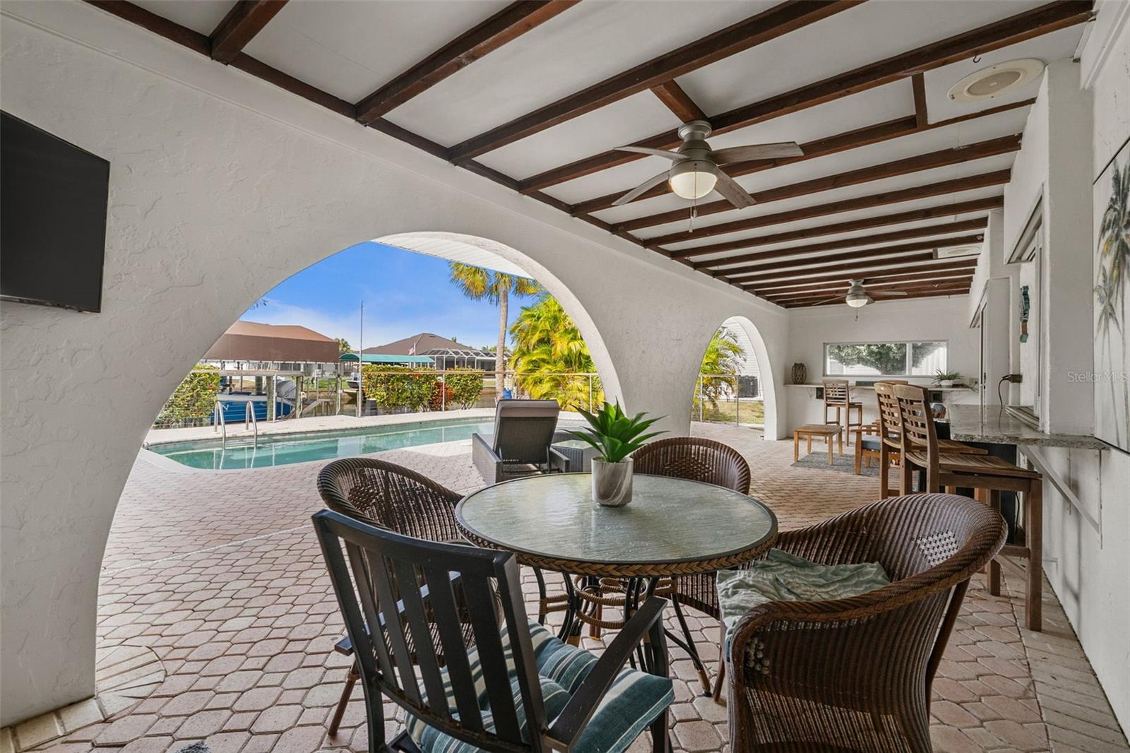 2129 W TOBAGO CIR