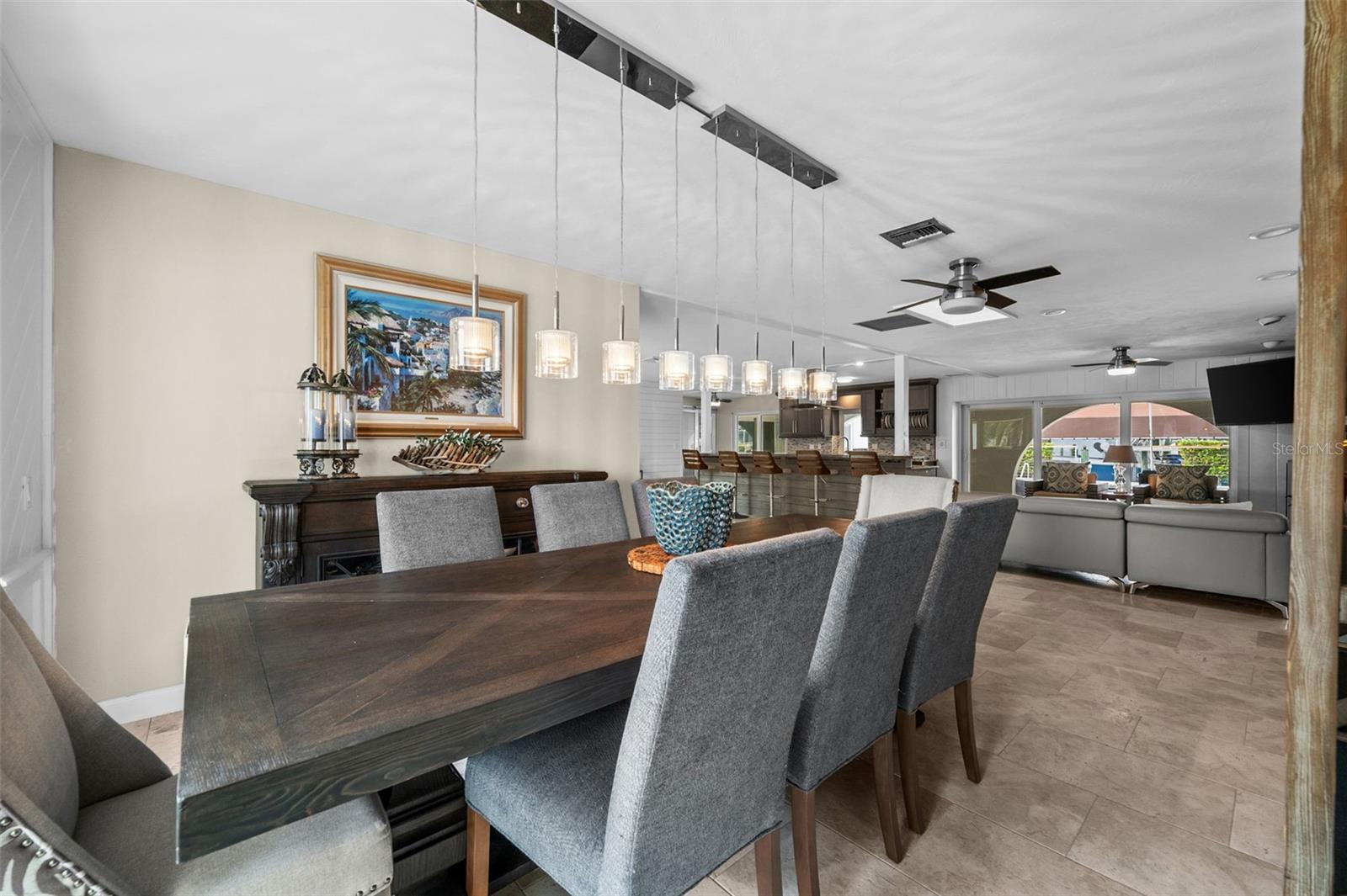 2129 W TOBAGO CIR