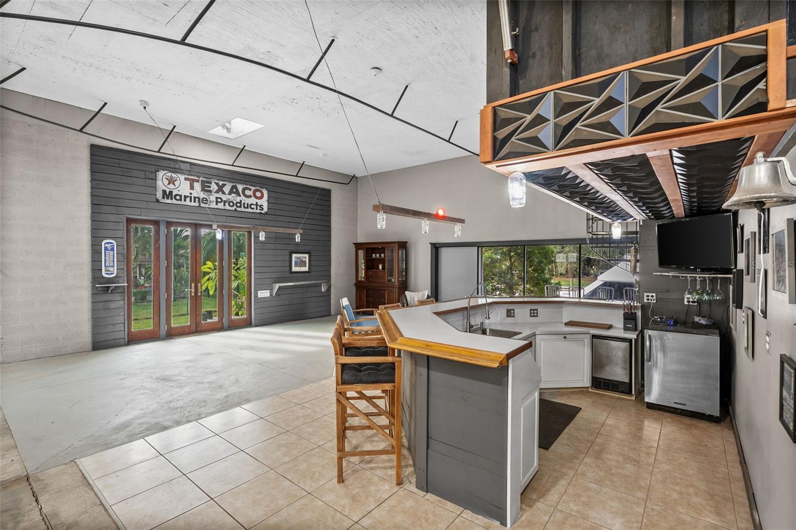 2129 W TOBAGO CIR