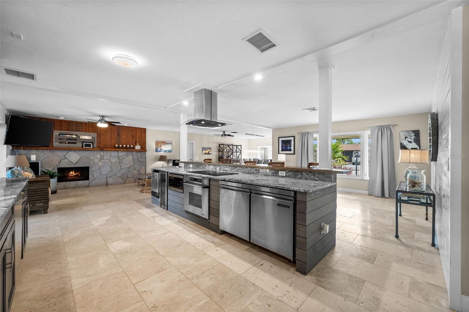 2129 W TOBAGO CIR