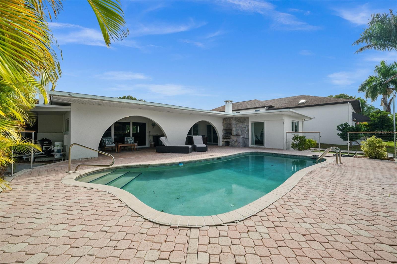 2129 W TOBAGO CIR