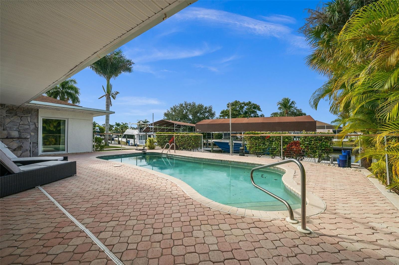 2129 W TOBAGO CIR