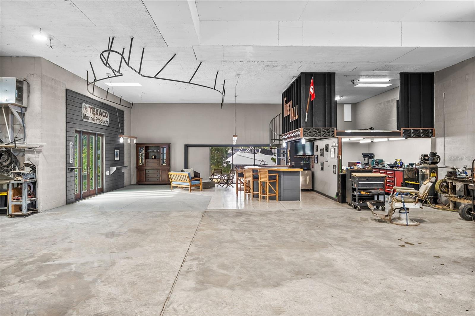 2129 W TOBAGO CIR