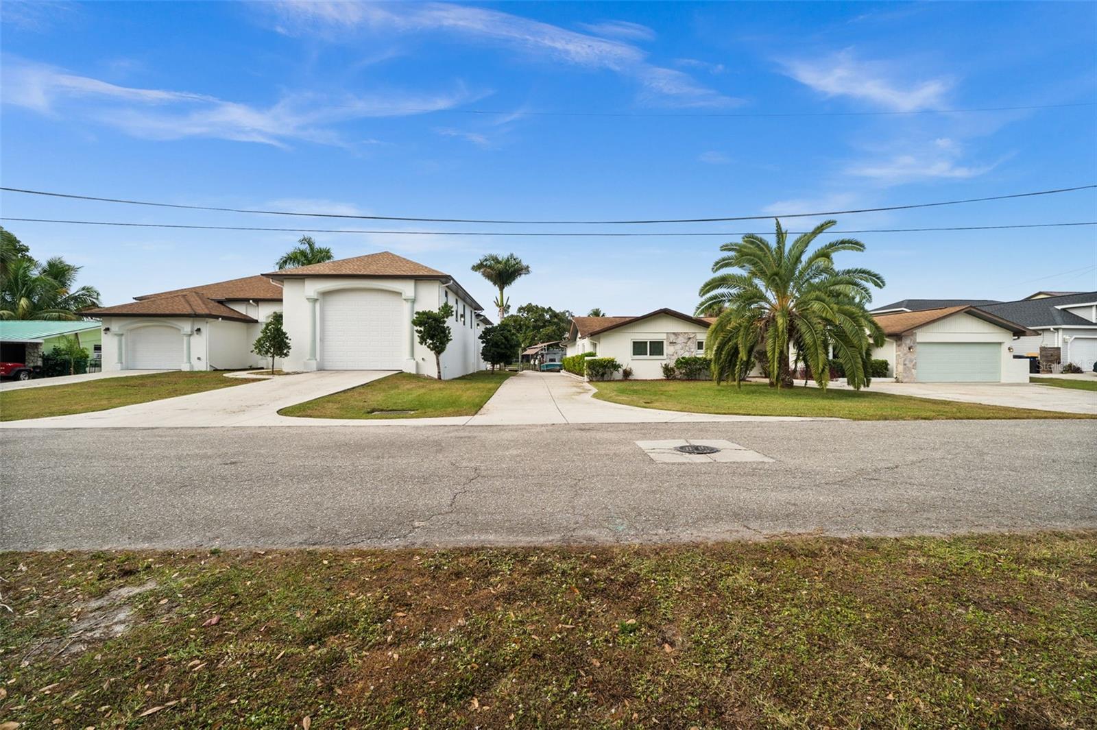 2129 W TOBAGO CIR