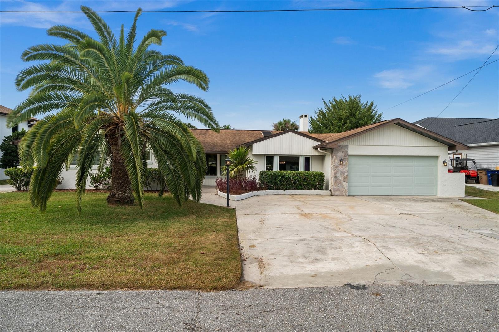 2129 W TOBAGO CIR