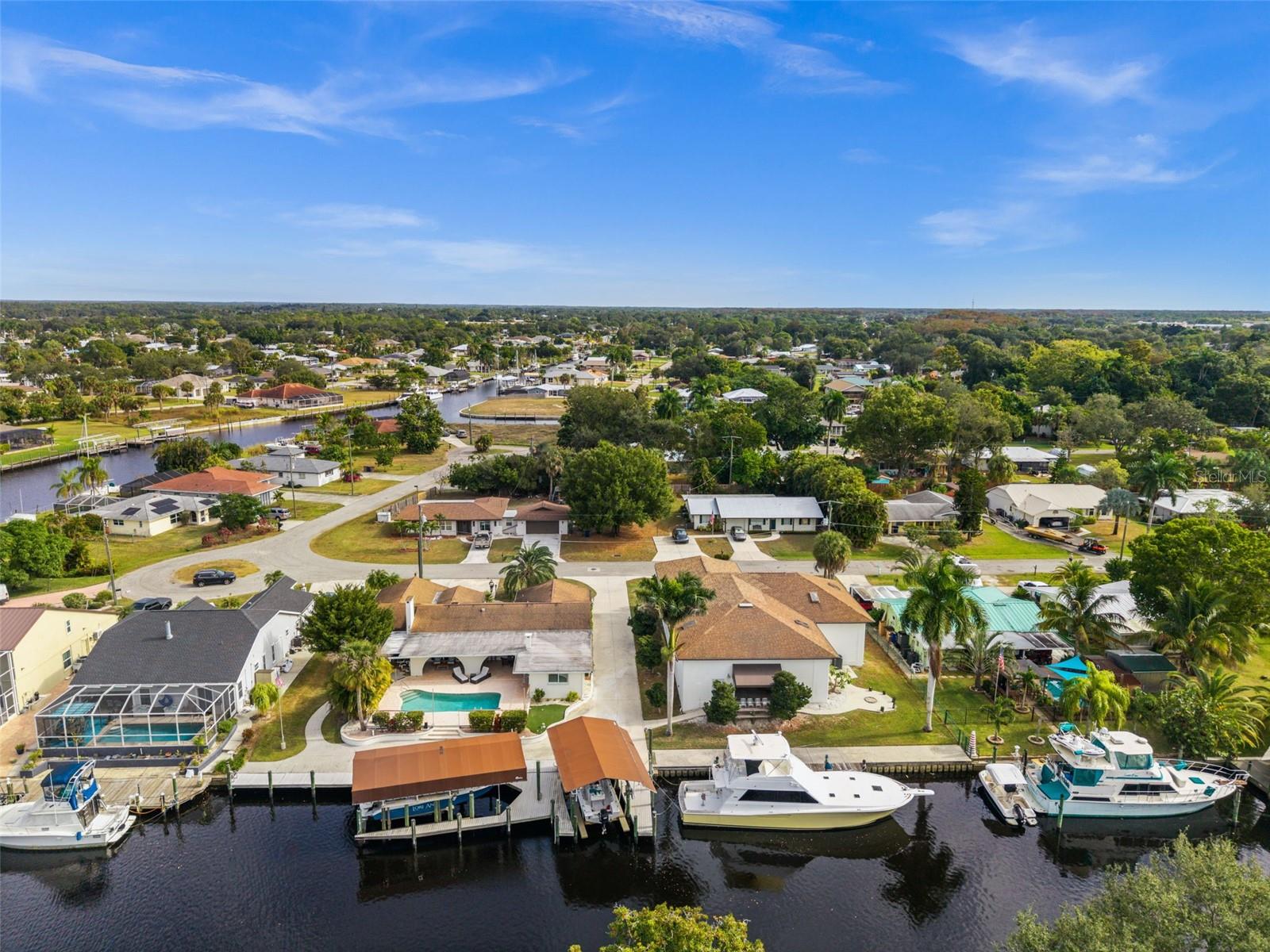 2129 W TOBAGO CIR