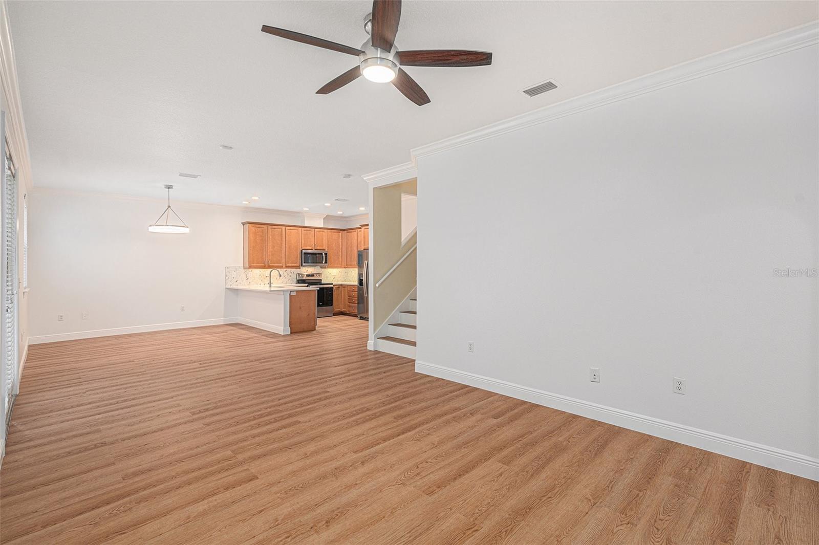 111 S MELVILLE AVE #2