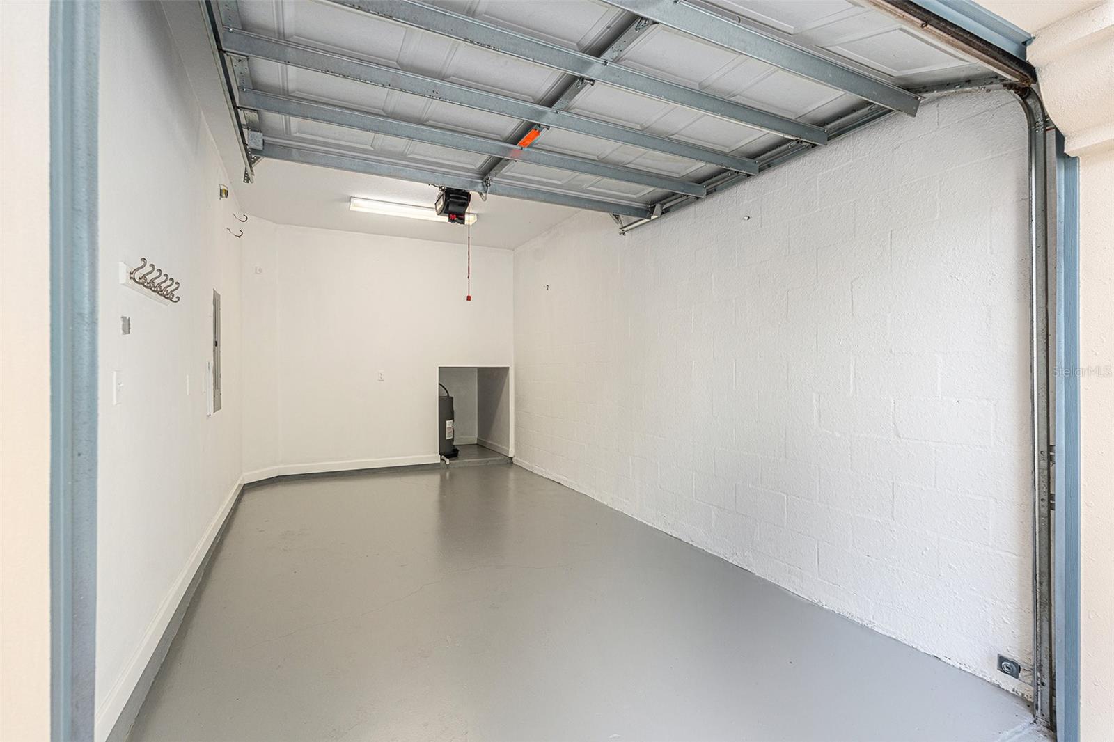 111 S MELVILLE AVE #2