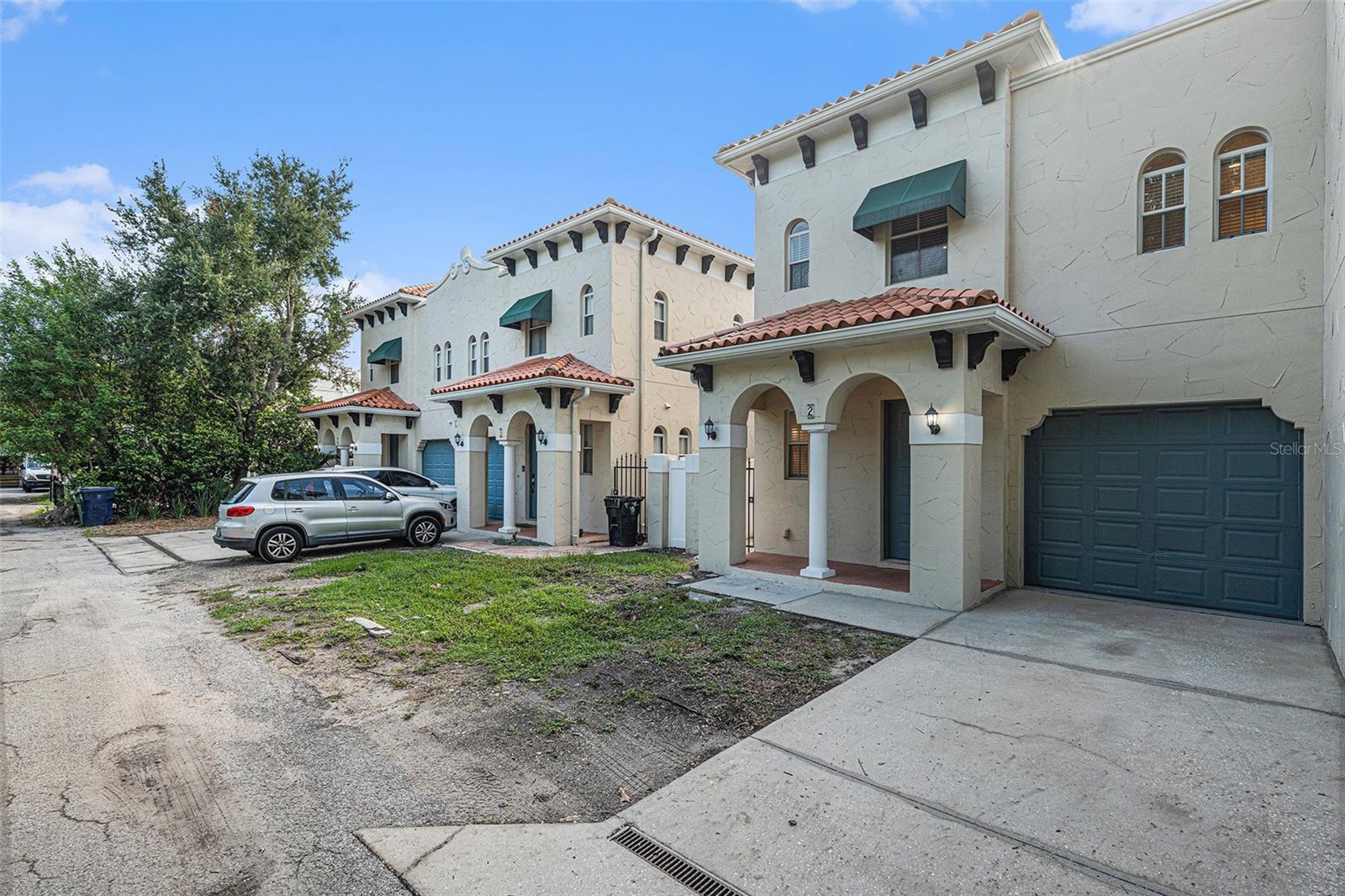 111 S MELVILLE AVE #2