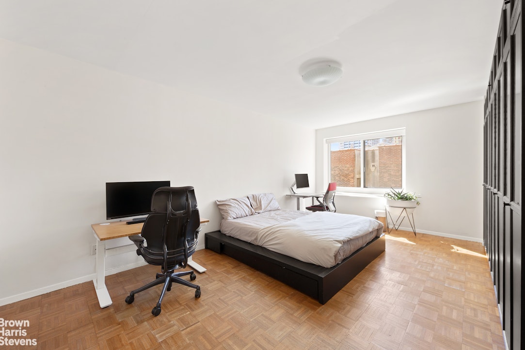 100 W 89TH Street 6C