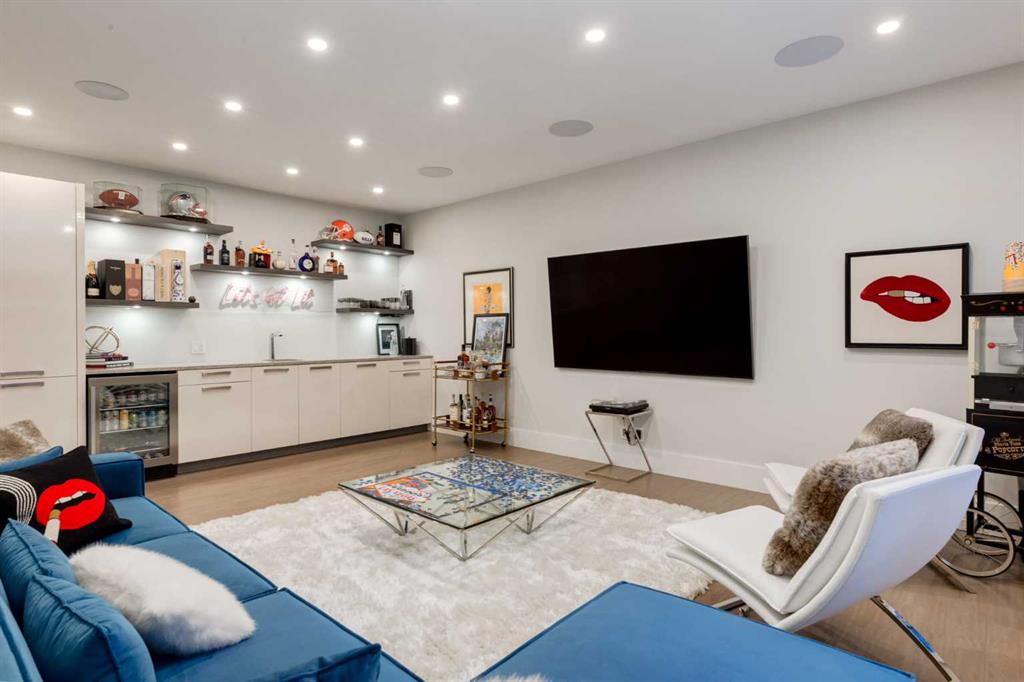 708 Madison Avenue SW