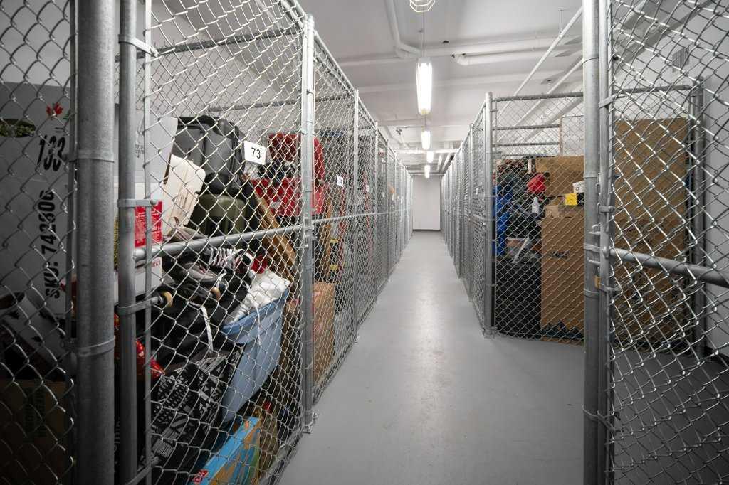 38 Quarry Gate SE Unit: 302