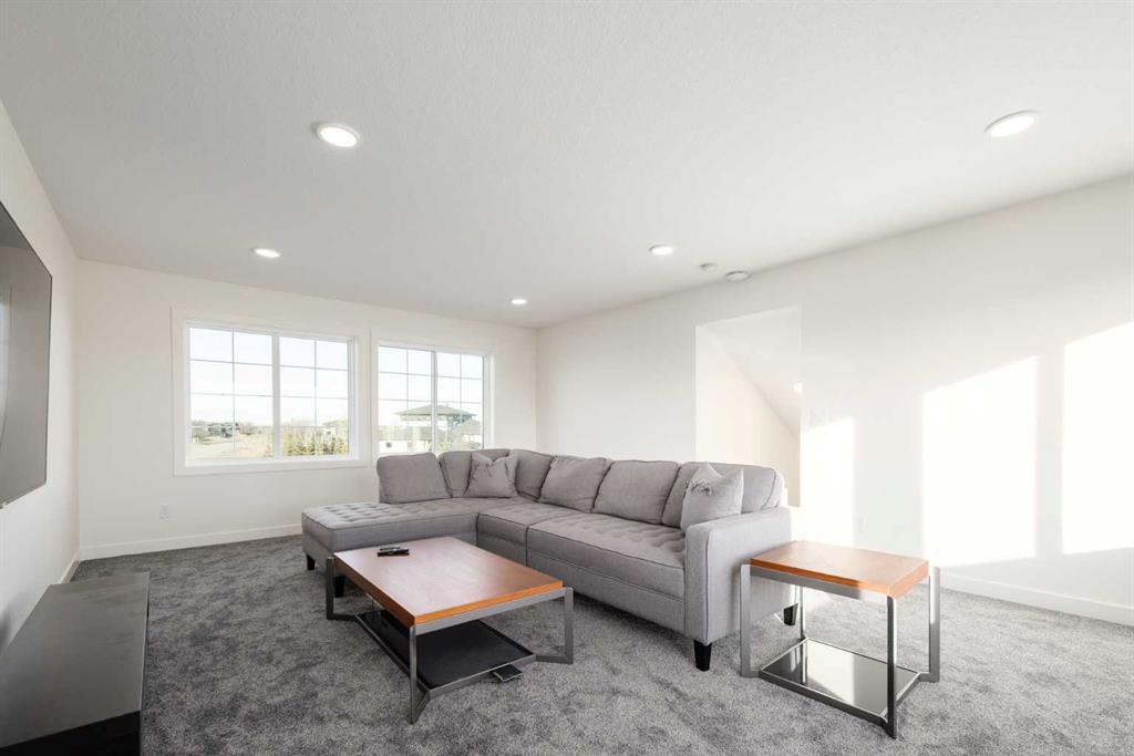 9 Silverhorn Park