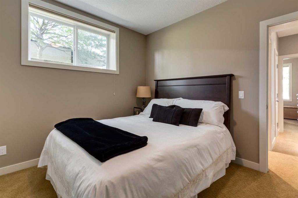 111 Elysian Crescent SW