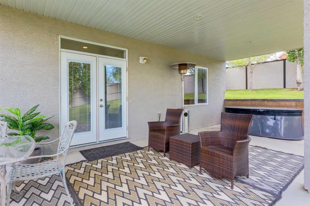 111 Elysian Crescent SW