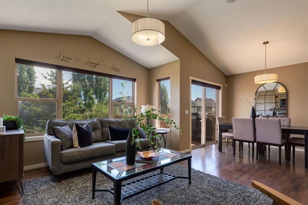 24 Sage Valley Drive NW