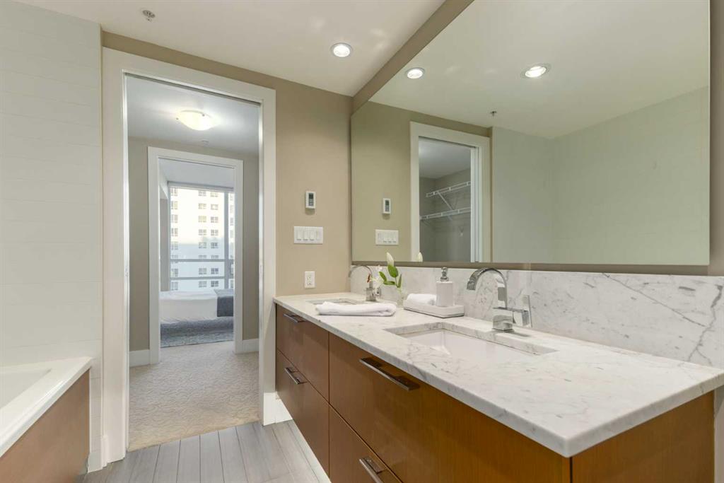 1111 10 Street SW Unit: 1404