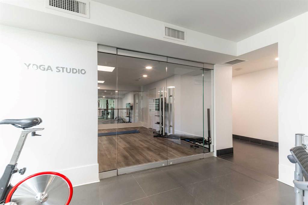 1111 10 Street SW Unit: 1404