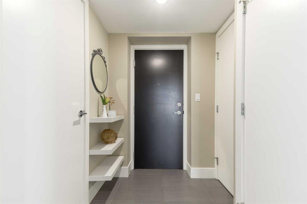 1111 10 Street SW Unit: 1404