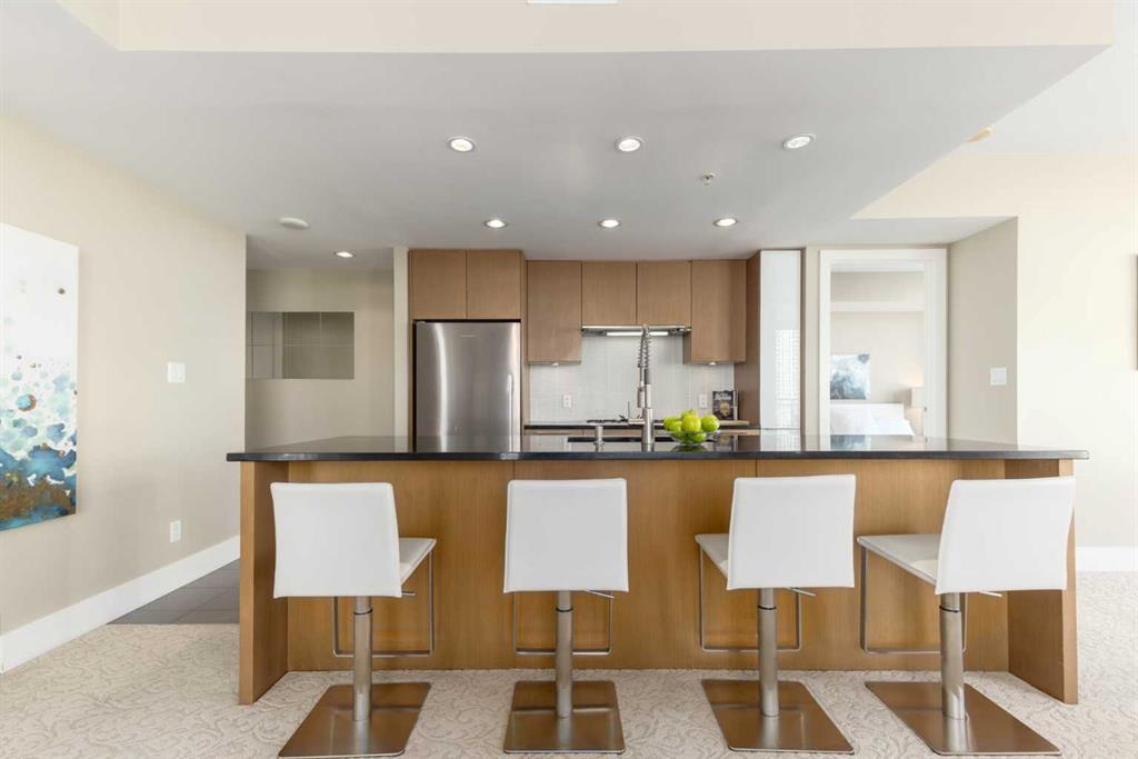 1111 10 Street SW Unit: 1404