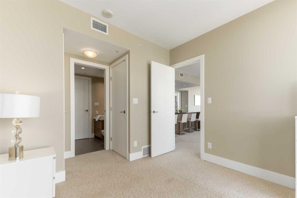 1111 10 Street SW Unit: 1404