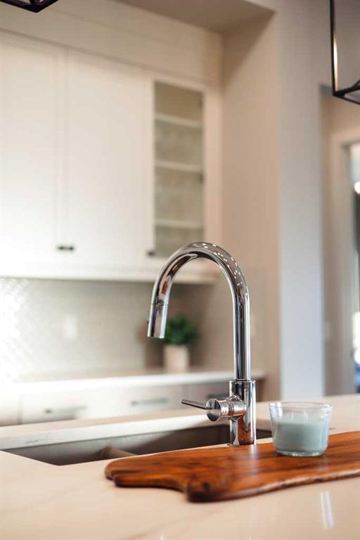 232 Discovery Drive SW