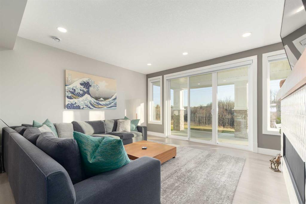 232 Discovery Drive SW