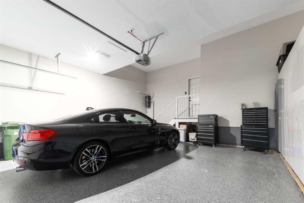 232 Discovery Drive SW