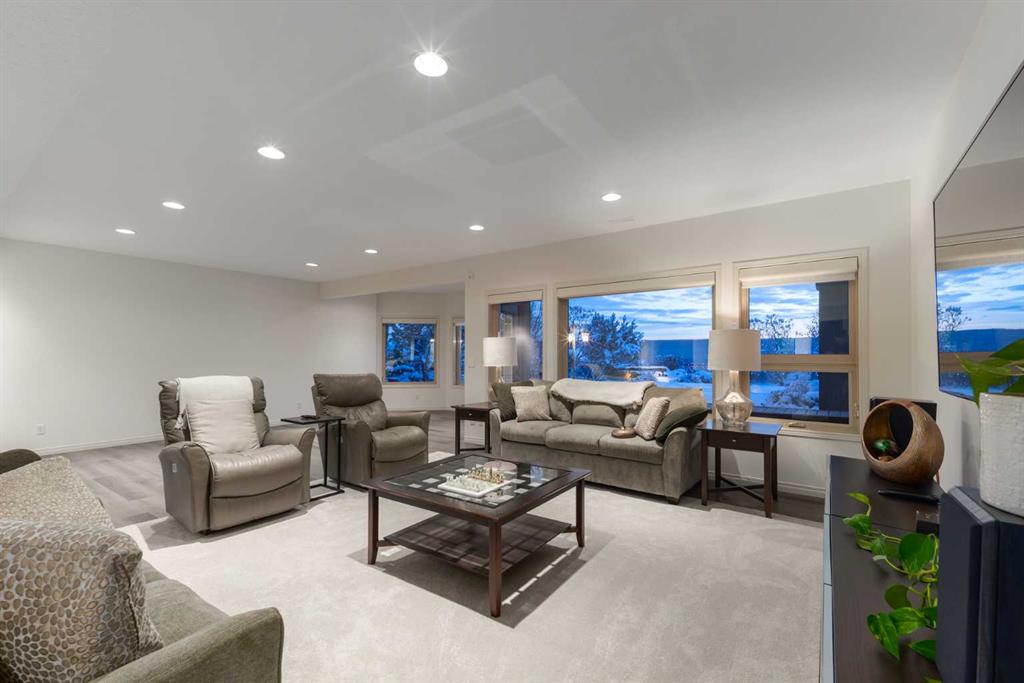 33 Discovery Rise SW