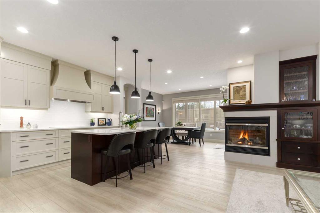 551 Evergreen Circle SW