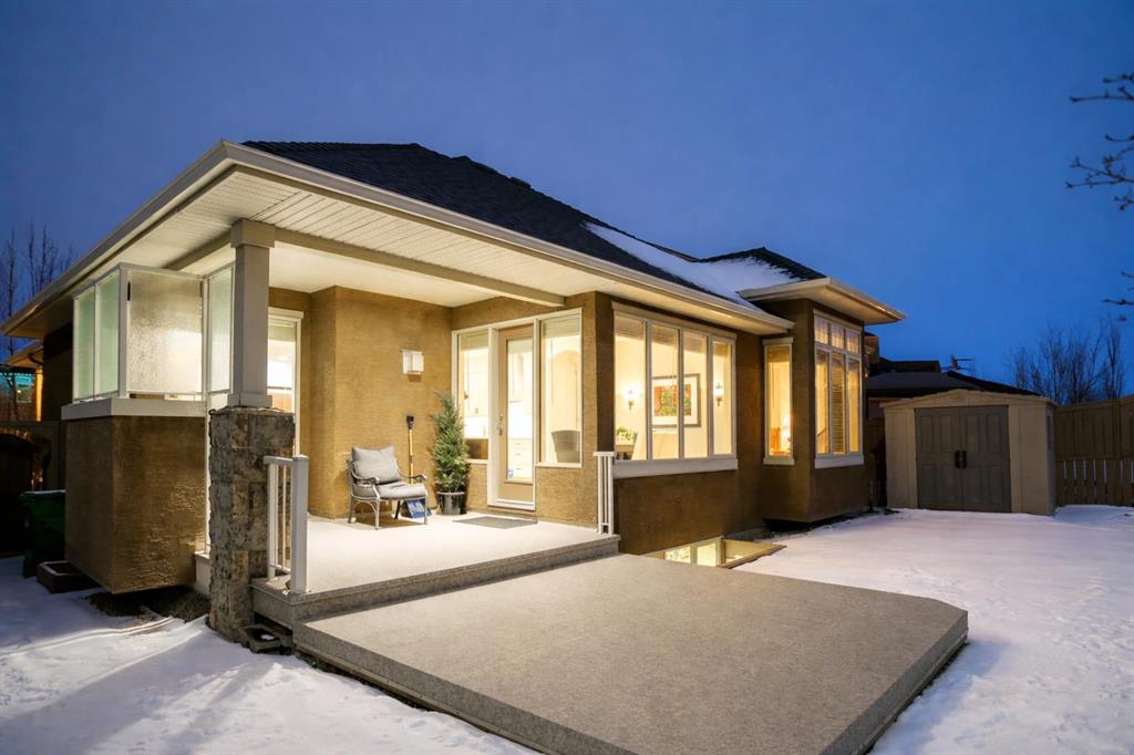 551 Evergreen Circle SW