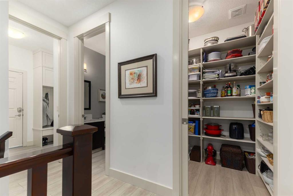 551 Evergreen Circle SW