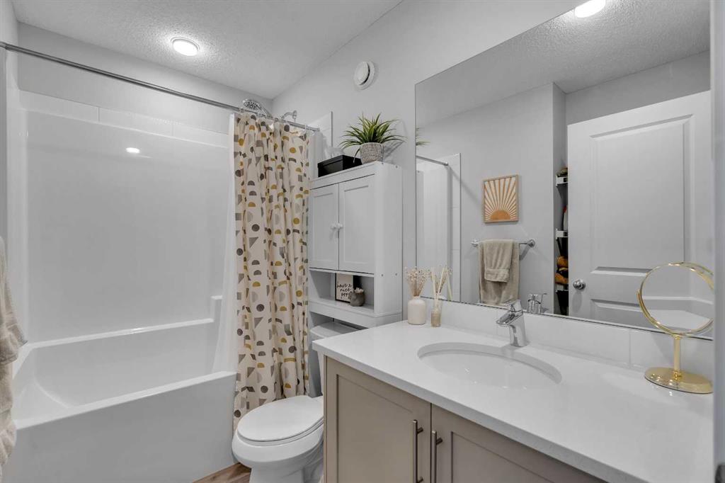 24 Carringvue Way NW